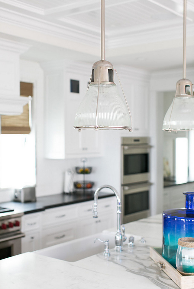 Kitchen Pendant. Kitchen Pendant Lighting. Kitchen Pendant Lighting over Kitchen Island. Kitchen Pendant Lighting Ideas. #KitchenPendantLighting #Kitchen #KitchenLighting