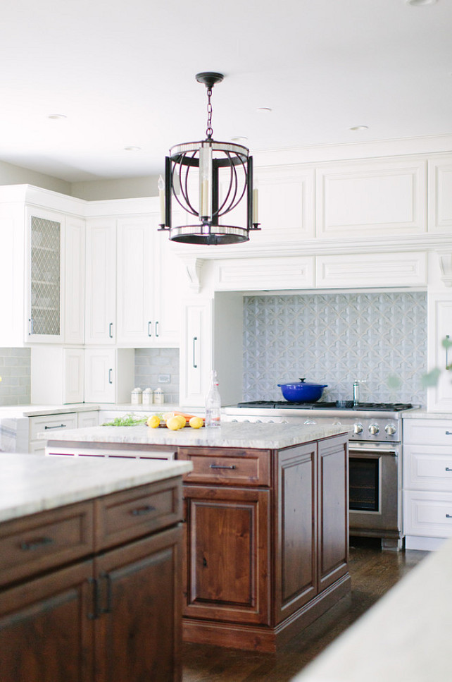 Kitchen Pendant. Kitchen Pendant Lighting. Kitchen pendants are from Visual Comfort. #Kitchen #pendant #Lighting #VisualComfort Kate Marker Interiors.