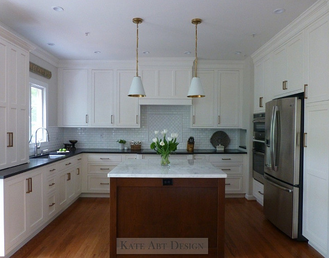 Kitchen Reno. Before & After Renovated Kitchen. Kitchen Makeover. Before & After Renovated Kitchen Makeover. #Kitchen #KitchenMakeover #KitchenReno #RenovatedKitchen #BeforeAfter #BeforeAfterKitchen Kate Abt Design.