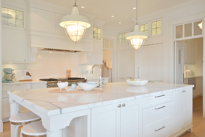 Kitchen island. Sunshine Coast Home Design.