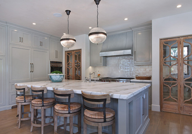 Kitchen. Kitchen Ideas. Gray Kitchen with calacatta gold marble countertop. #Kitchen