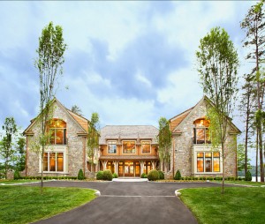 Lake House with Transitional Interiors - Home Bunch Interior Design Ideas