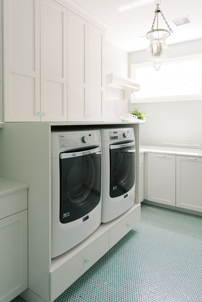 Laundry Cabinet Paint Color White Dove OC-17 Benjamin Moore