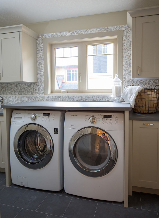 Laundry Room Remodeling Ideas #LaundryRoom #LaundryRoomRemodeling #LaundryRoomRemodelingIdeas #LaundryRoomRemodel Veranda Estate Homes & Interiors