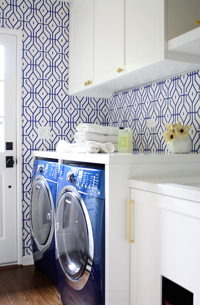 Laundry Room. Laundry Room Wallpaper. Laundry Room Wallpaper Ideas. Anna Spiro Rosey Posey Trellis Wallpaper in Ginger Jar Blue. #Wallpaper #LaundryRoom #LaundryRoomWallpaper Carla Lane Interiors.