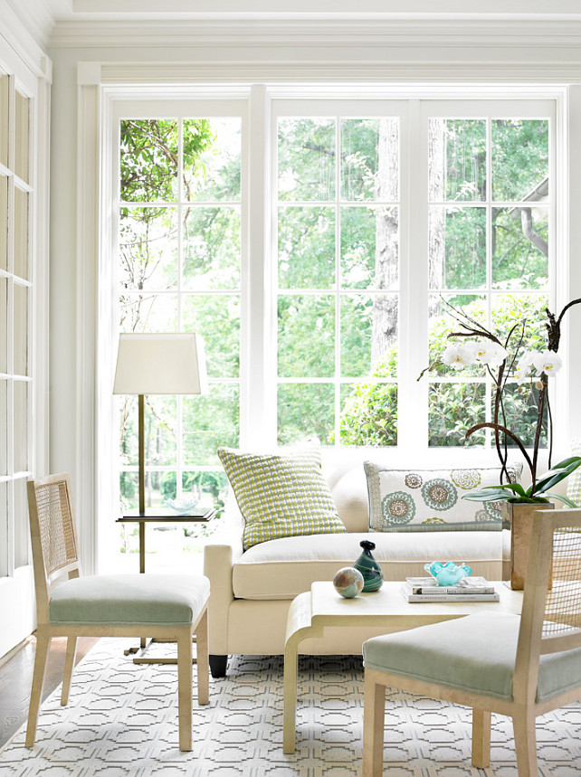 Living Room Acessories. Interior Design by Beth Webb Interiors.