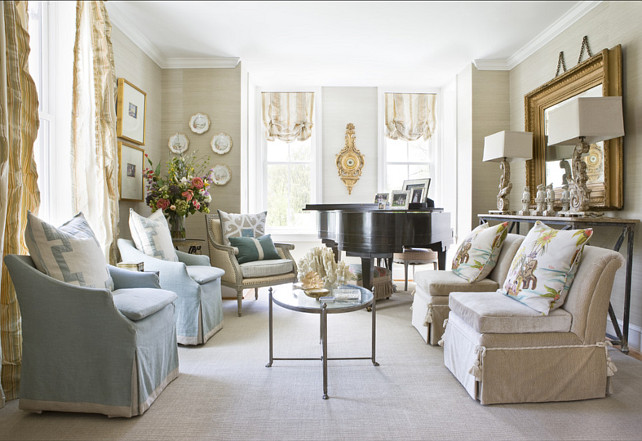 Living Room. Traditional Living Room Design. Formal Living room. #TraditionalLivingRoom 2 Ivy Lane.