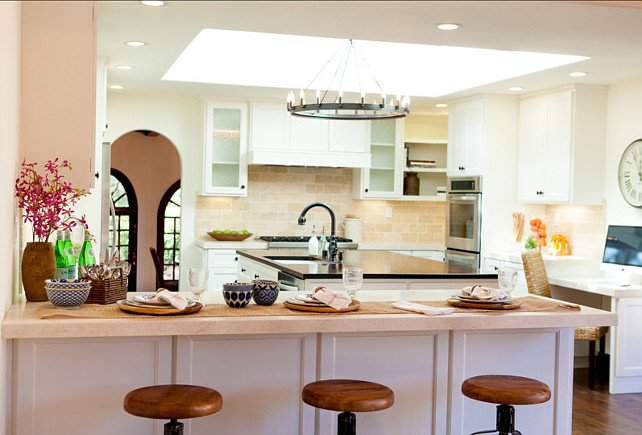 Mediterranean Kitchen Design. #Mediterranean #KitchenDesign #Interiors #HomeDecor