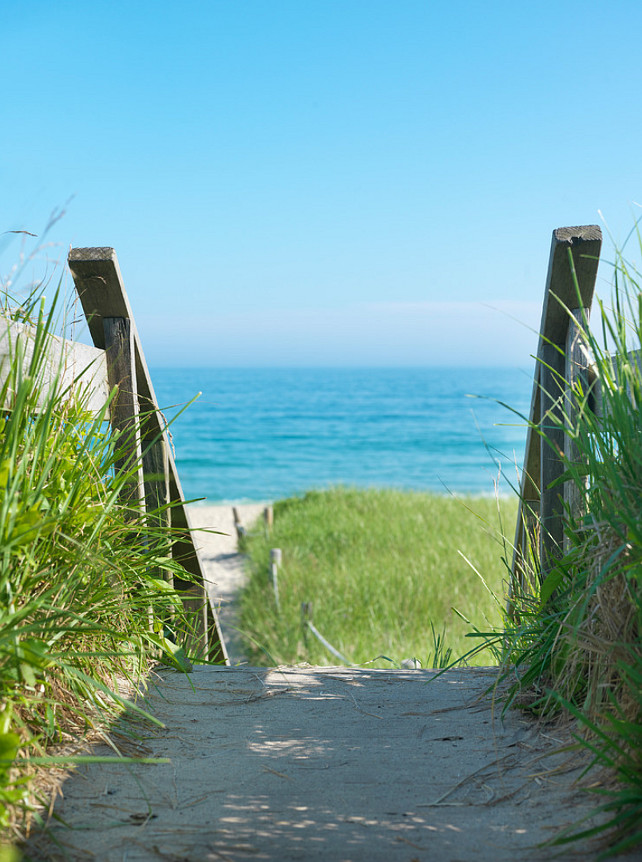 Nantucket Beach. Nantucket Sandy Beach. Summer on the beach in Nantucket. #Nantucket #Beach #Summer #SandyBeach Donna Elle Seaside Living.