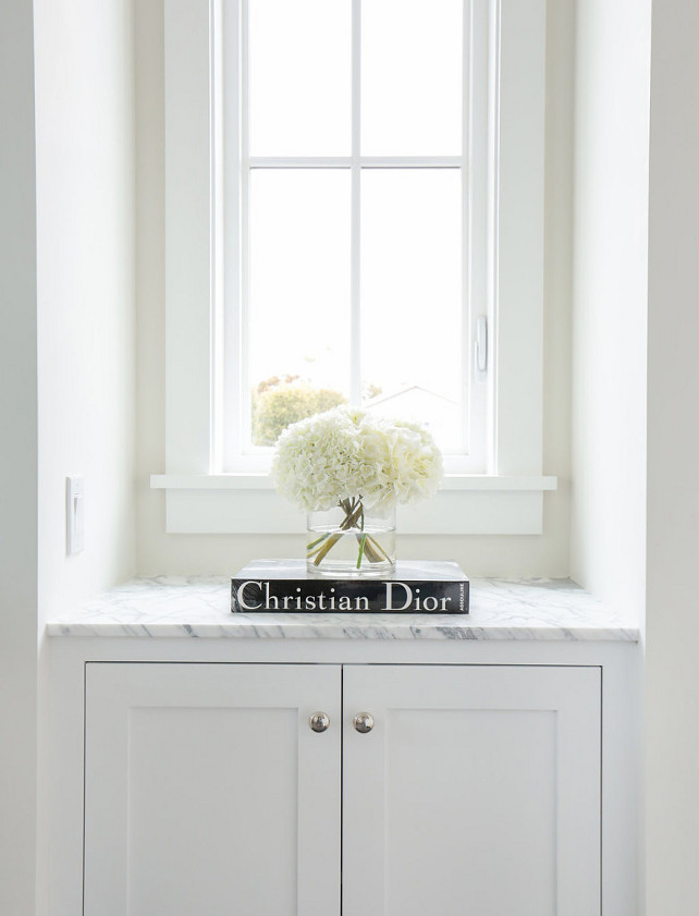 Nook Cabinet. Nook Built-in Cabinet. Nook Cabinet cabinet with marble top. #Nook #Cabinet #Marble.