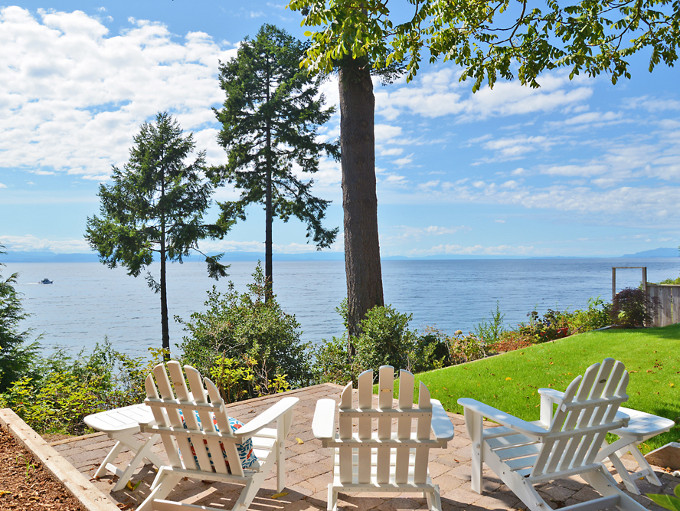 Ocean view backyard. Sunshine Coast Home Design.