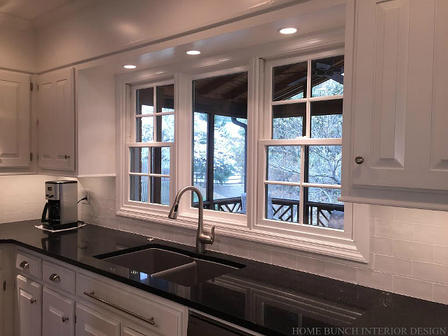 Quartz counter top DuPont Zodiaq Galaxy Black. Quartz counter top DuPont Zodiaq Galaxy Black. Quartz counter top DuPont Zodiaq Galaxy Black. Kitchen Quartz counter top DuPont Zodiaq Galaxy Black. #QuartzCountertop #QuartzDuPont #ZodiaqGalaxyBlack Home Bunch Interior Design.