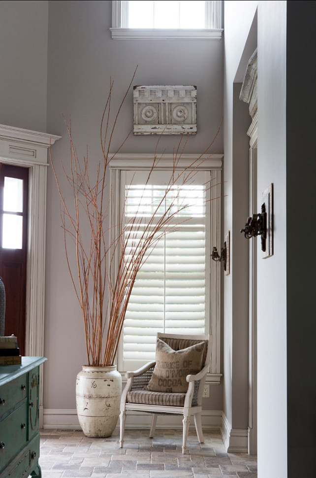 Sherwin Williams Paint Color. "Sherwin Williams Versatile gray SW 6072". #SherwinWilliams #VersatileGray #SW6072 R. Cartwright Design. Heidi Zeiger Photography.