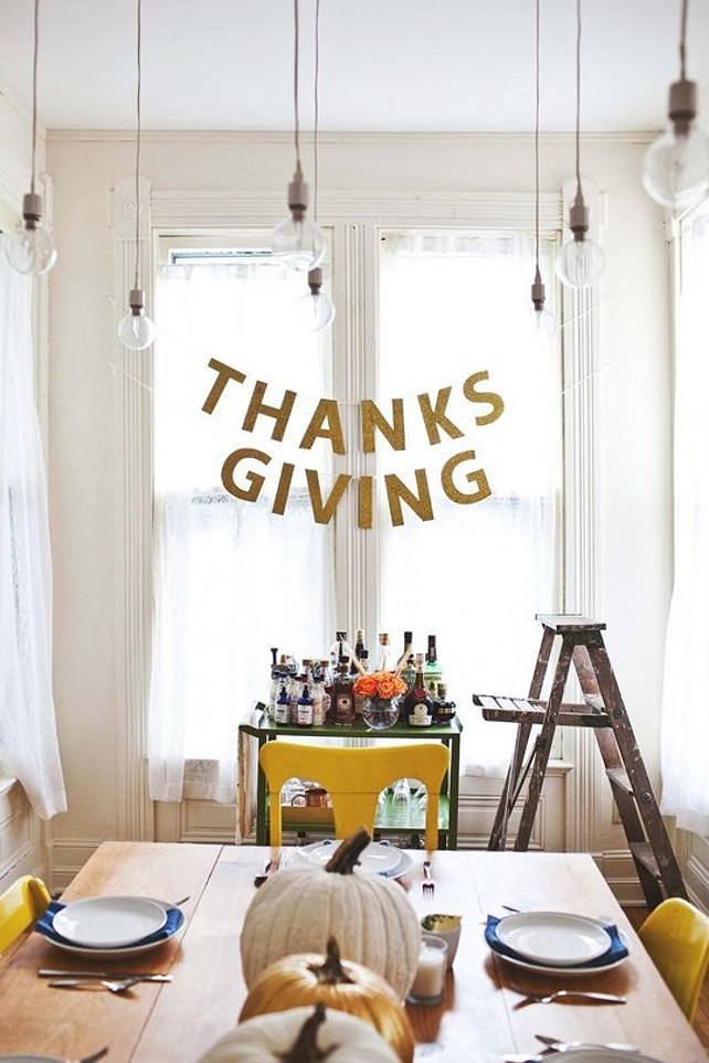 tacka ideer. Casual Thankgiving Middag Ideas. Via Lägenhetsterapi.