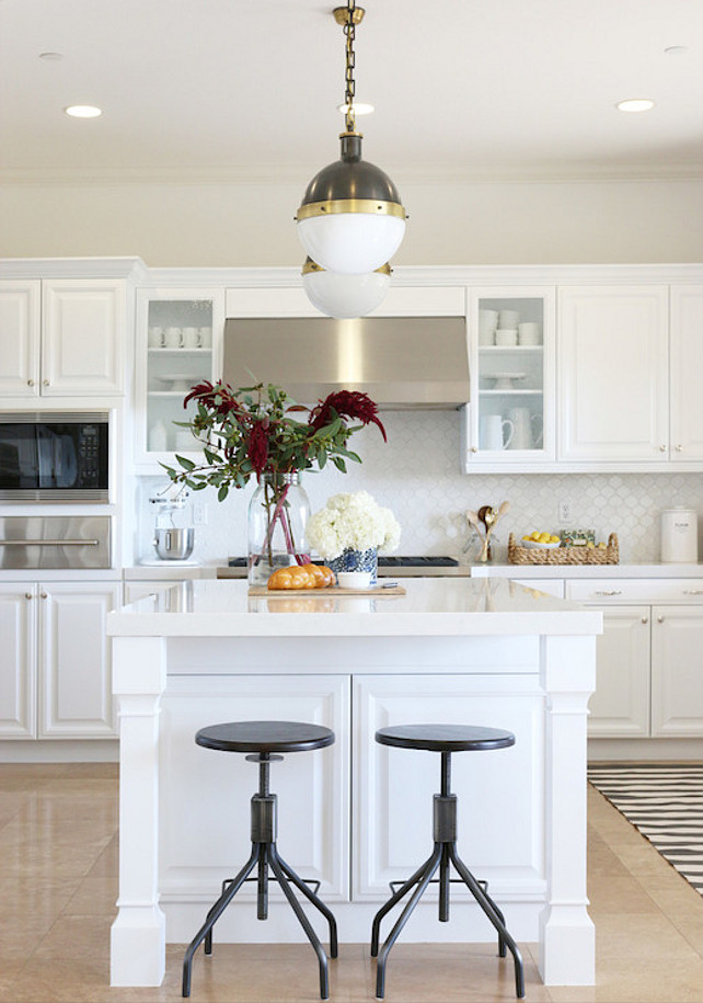 White Kitchen Cabinet Benjamin Moore White Heron. Benjamin Moore White Heron. #BenjaminMooreWhiteHeron 