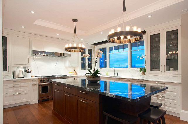 Kitchen Island Lighting Ideas. Great lighting above island! #Kitchen #Island #Lighting