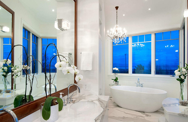 Bathroom Design Ideas. Classy Bathoom Design. I am in love with this bathroom.